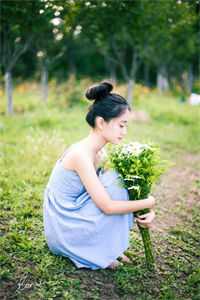 《情人节未婚夫陪病患度假，我抹掉记忆重生在线看》肖映心怡dy小说强推_肖映心怡的小说情人节未婚夫陪病患度假，我抹掉记忆重生在线看近期热门